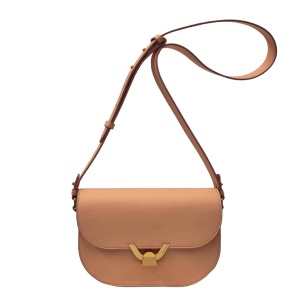 COCCINELLE E1QTF150301 P47 премиум класса в бутиках Monte Rosso