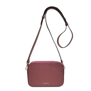 COCCINELLE E5RWF55 I101 804 премиум класса в бутиках Monte Rosso
