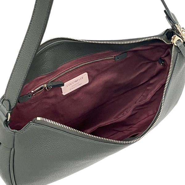 COCCINELLE E1SHA130201 G28 премиум класса в бутиках Monte Rosso