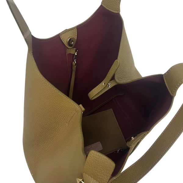 COCCINELLE [109977] премиум класса в бутиках Monte Rosso