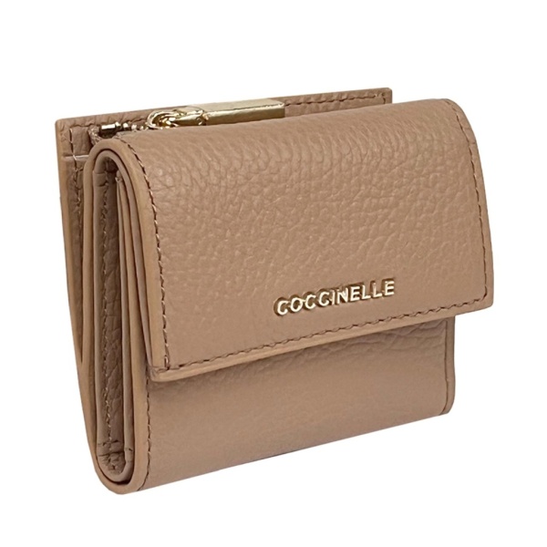 COCCINELLE E2MW511B801 N71 премиум класса в бутиках Monte Rosso