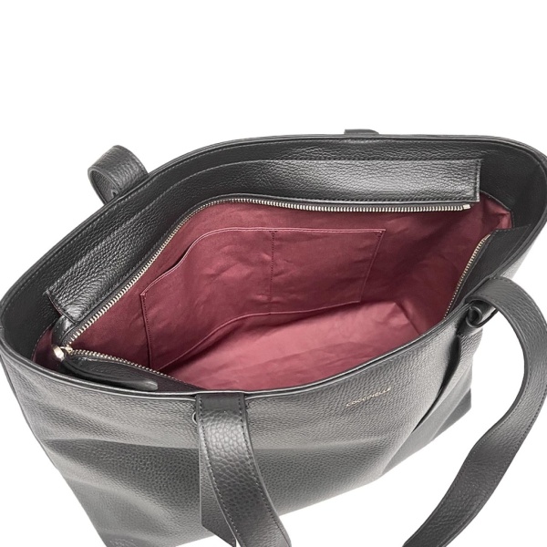COCCINELLE E1R1K110101 001 премиум класса в бутиках Monte Rosso