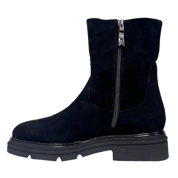 ACCADEMIA OF VENICE [107773] премиум класса в бутиках Monte Rosso