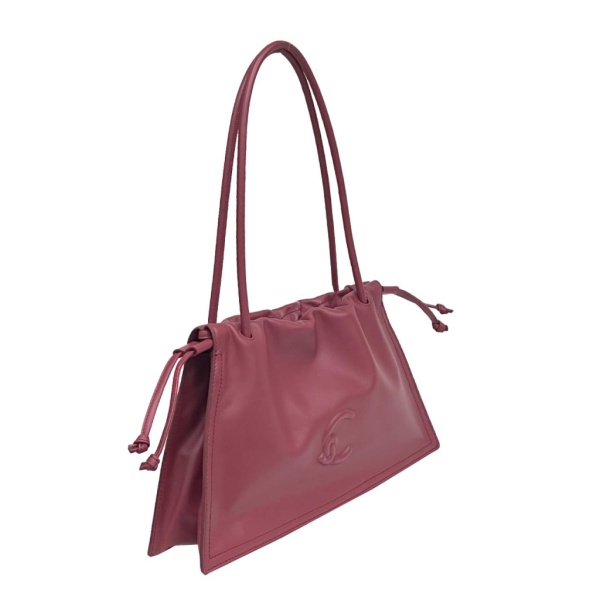 COCCINELLE E1SS5130101 R16 премиум класса в бутиках Monte Rosso