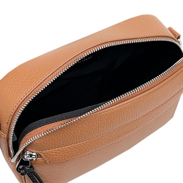 COCCINELLE E1MUK850201 W12 премиум класса в бутиках Monte Rosso
