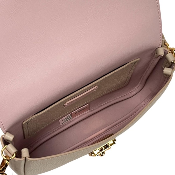 COCCINELLE [109967] премиум класса в бутиках Monte Rosso