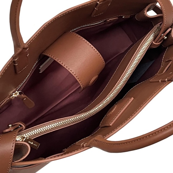 COCCINELLE [109148] премиум класса в бутиках Monte Rosso