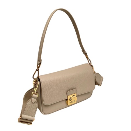 COCCINELLE [110022] премиум класса в бутиках Monte Rosso