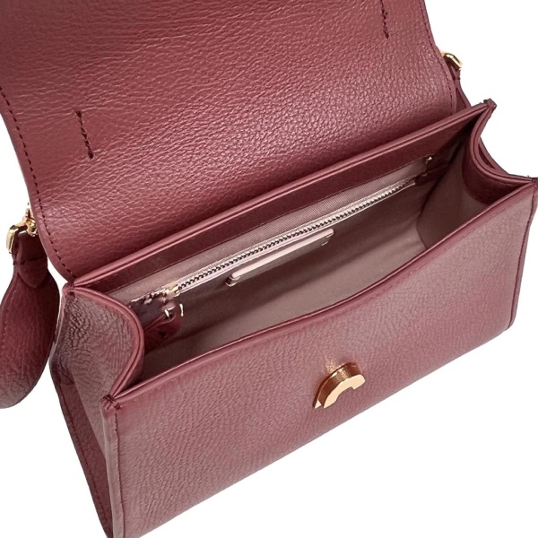 COCCINELLE E1QTF180101 R31 премиум класса в бутиках Monte Rosso